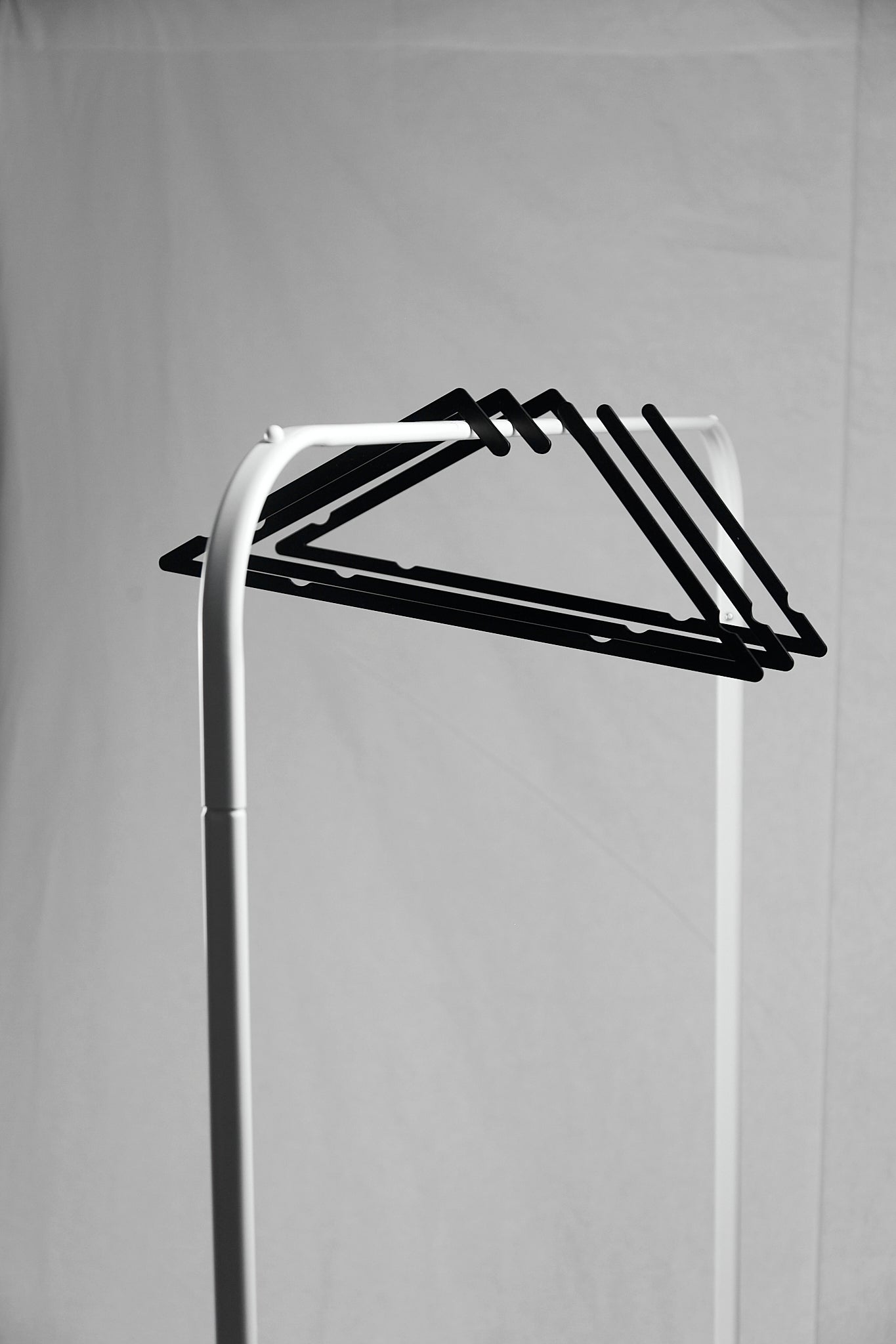 FORM 004 – Metal Coat Hanger (Set of 3)